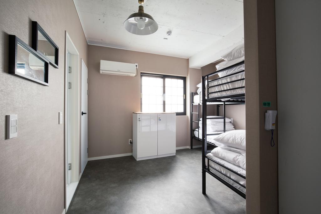 Story In Jeju Guesthouse Екстер'єр фото