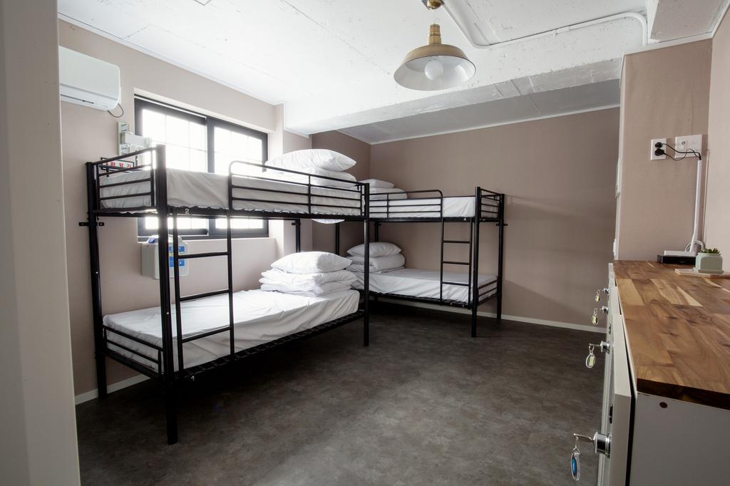 Story In Jeju Guesthouse Екстер'єр фото